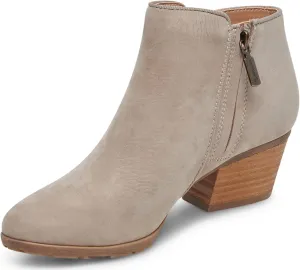 Blondo Women's Villa Waterproof Ankle Bootie