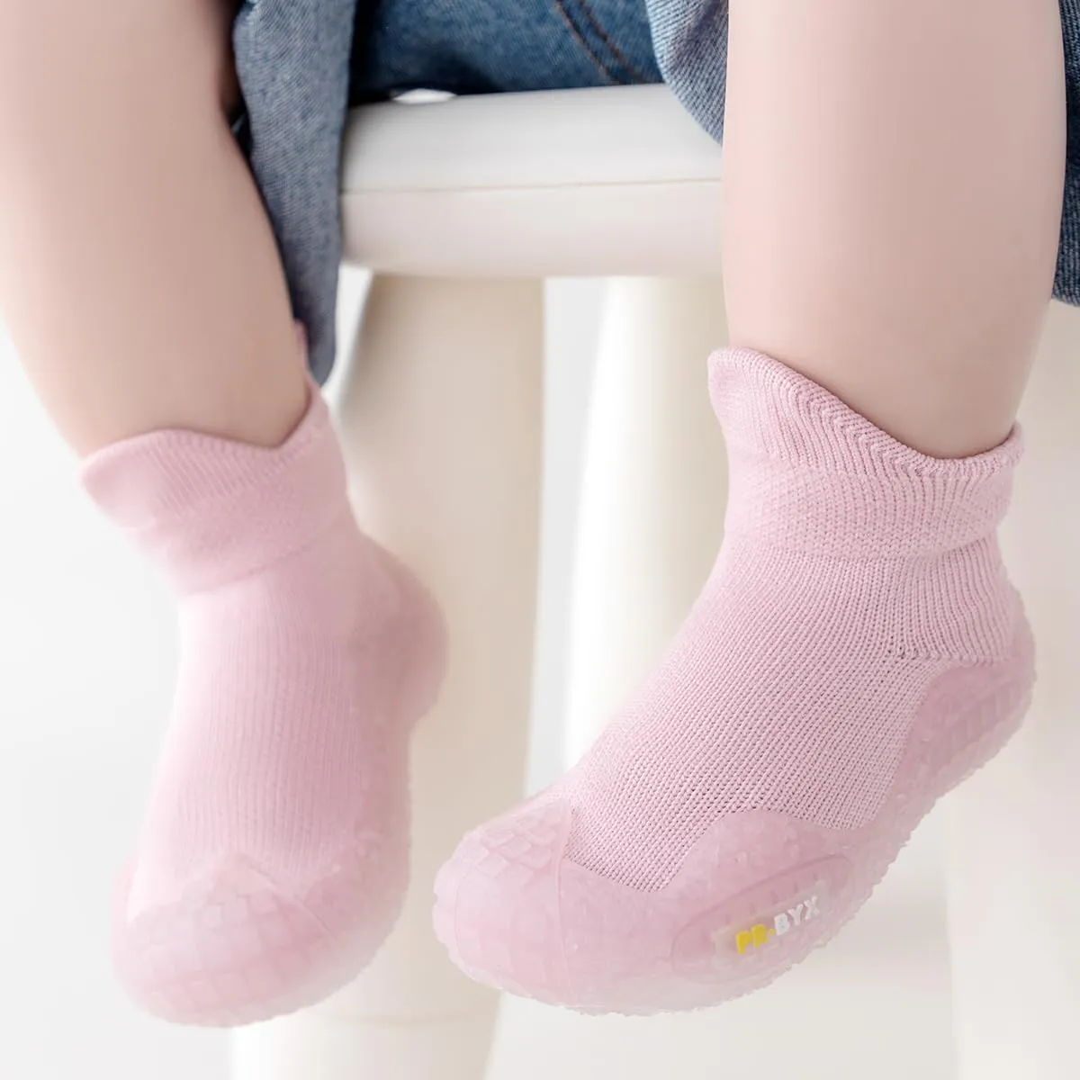 Boys Girls Toddler Shoes Barefoot Shoes Kids Breathable Non-Slip Sneakers Sock Shoes Tennis Shoes Slip on Shoes