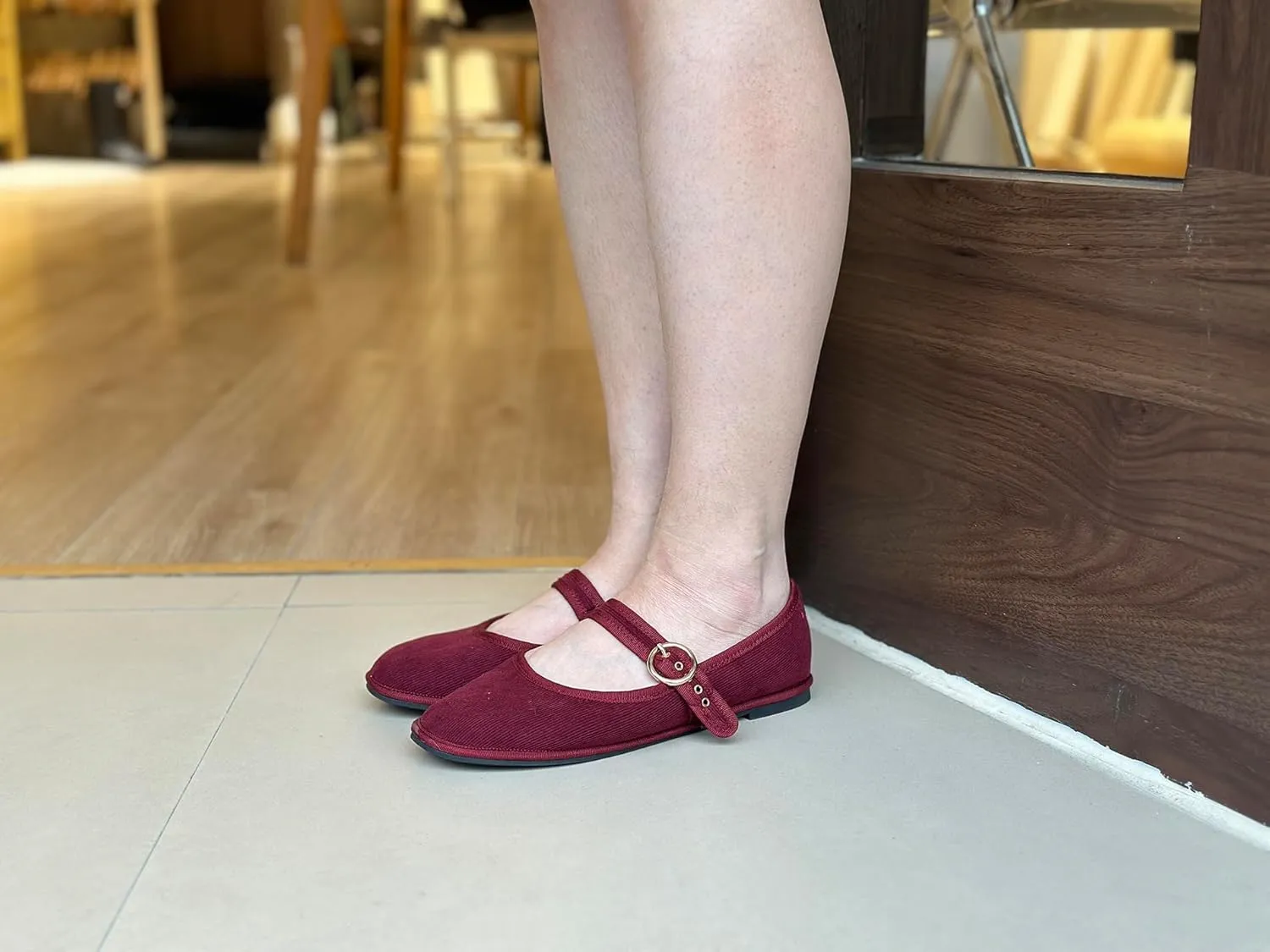 FEVERSOLE Women's Soft Breathable Mary Jane Memory Foam Cushioned Comfort Round Toe Metal Buckle Flats Walking Shoes