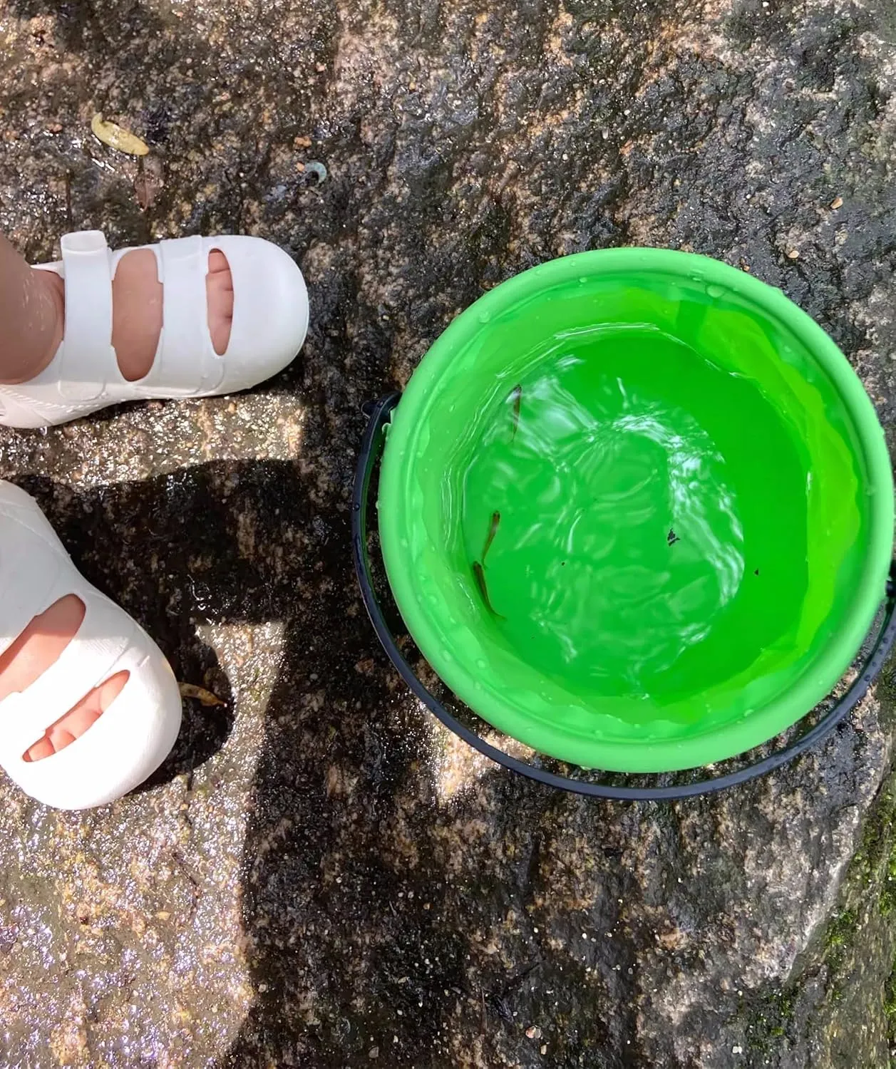 HsdsBebe Little Kids Beach Sandals Toddler Boys Girls Jelly Sandals Closed-Toe With Anti-Slip Rubber Sole Children Summer Outdoor Water Shoes