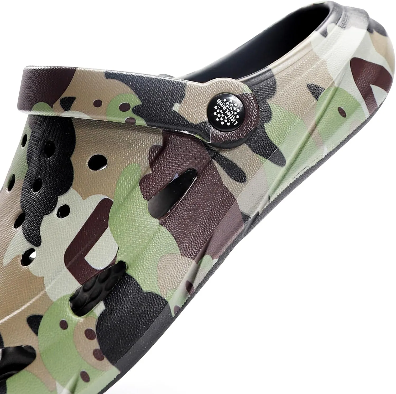 Kids Classic Camo Beach Clogs | Lightweight Water Sandals for Boys - Quick-Dry Non-Slip Light and Durable （Little Kid/Big Kid）
