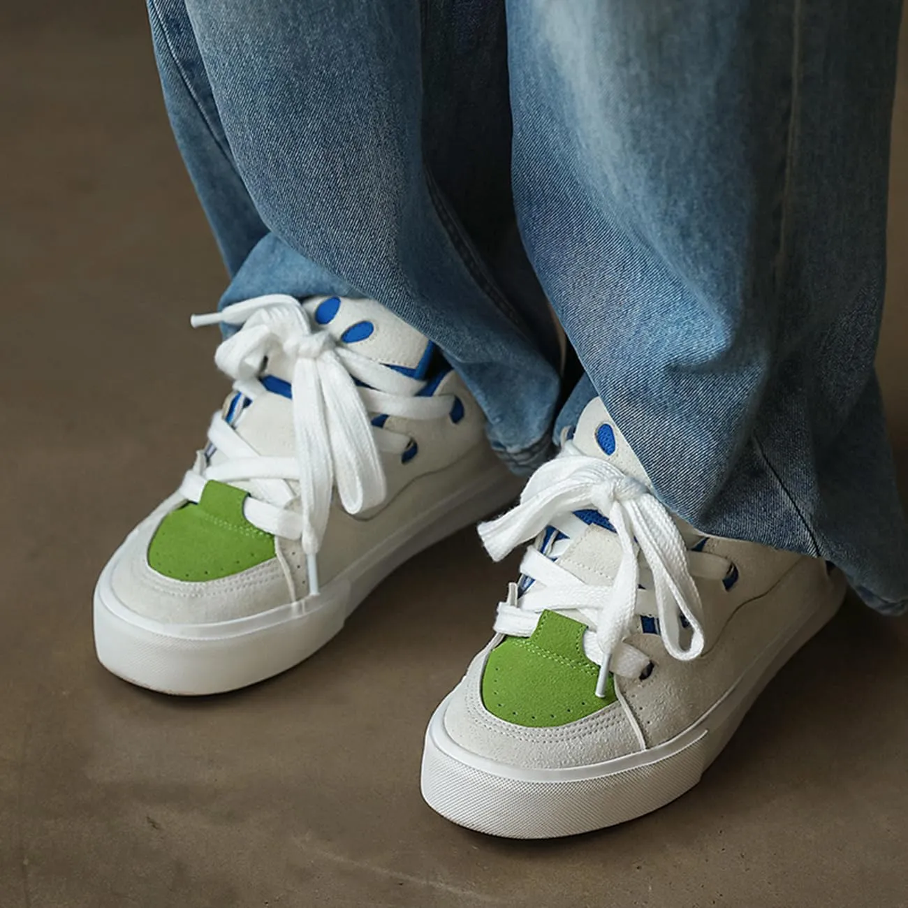 Men's Casual Low Top Sneakers Women Lace-Up Walking Flats Fashion Colorblock Skateboard Shoes