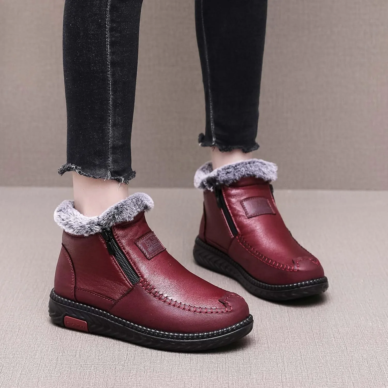 oiangi Snow Boots for Women Platform Ankle Booties Leather Zipper Thickened Plush Warm Flat Booties Comfortable Winter Non-slip Ladies Shoes