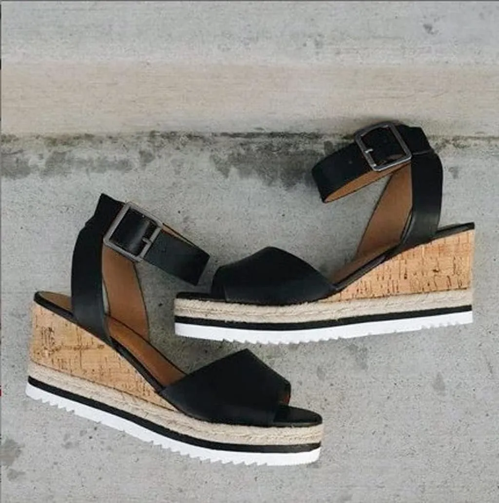 Platform Sandals Women Slip On Slide Comfortable with Memory Foam Footbed and Low Wedge Heel for Errand Running Comfortable Orthopedic Sandal Beach Dressy Flip Flops for Wide Toe 2025 Spring