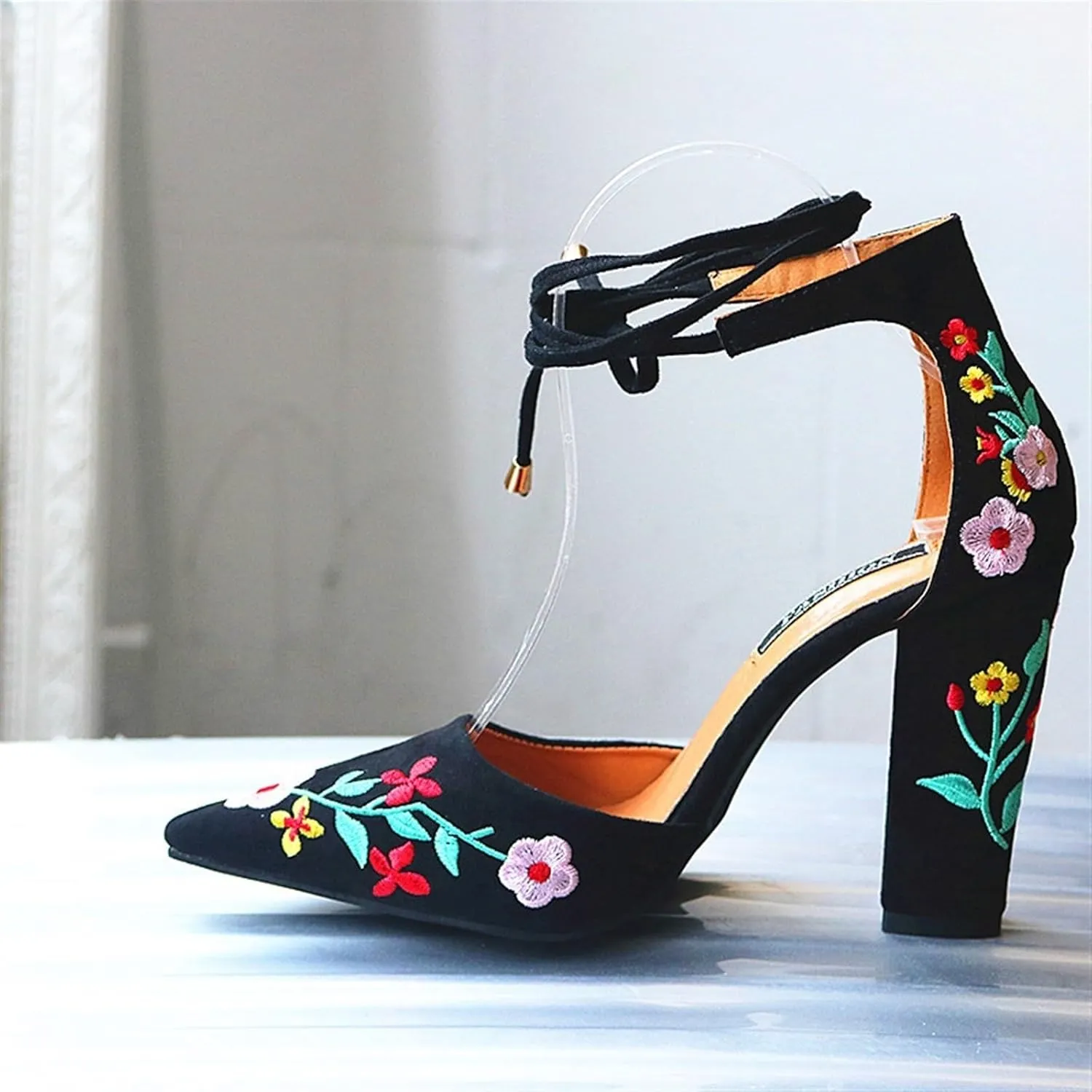 Pointed Toe Floral Embroidered Backless High Heel Fashion Slip On Ankle Strap Chunky Heels Shoe Boho Single Pumps Sandals for Dinner Party Bridesmaids