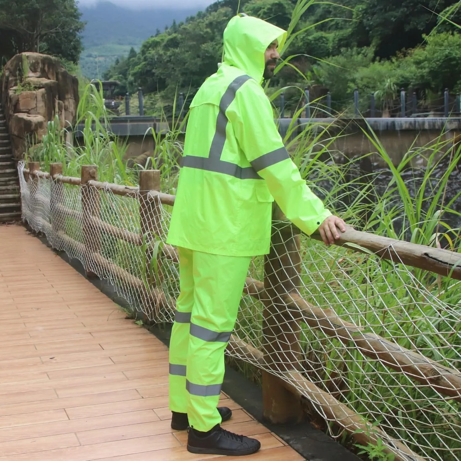 Rain Suits for Men Waterproof High Visibility Reflective Work Breathable Rain Gear for Men Waterproof Jacket and Pants