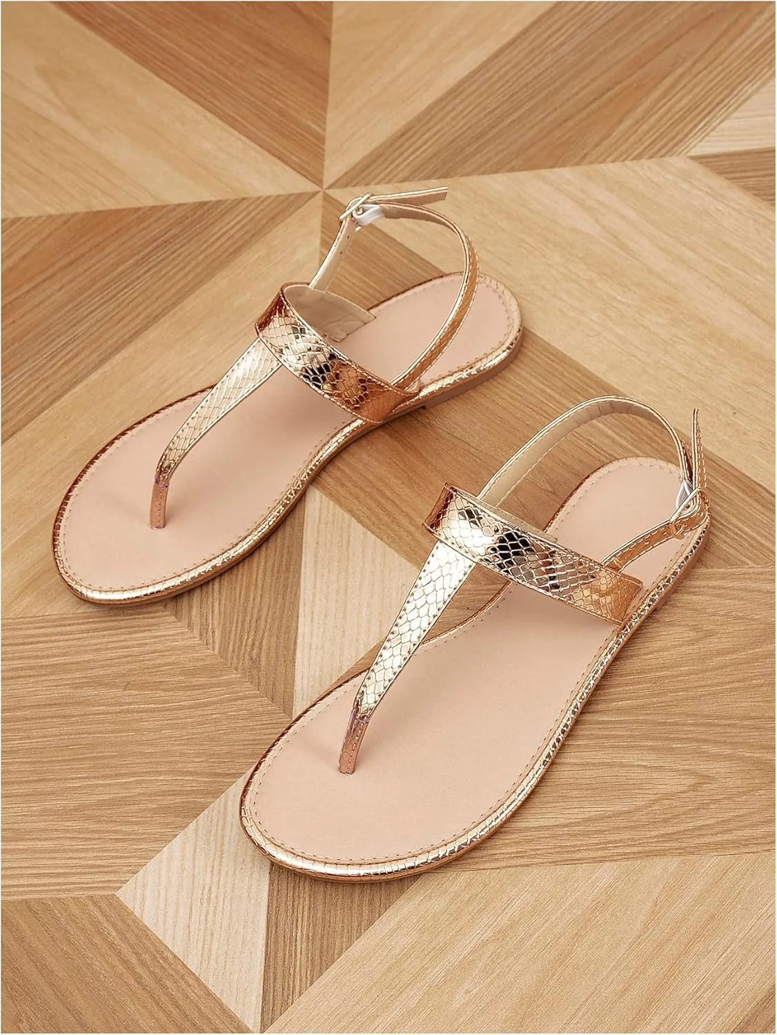 SHENHE Women's Flat Thong Sandals T Strap Adjustable Ankle Buckle Summer Sandals