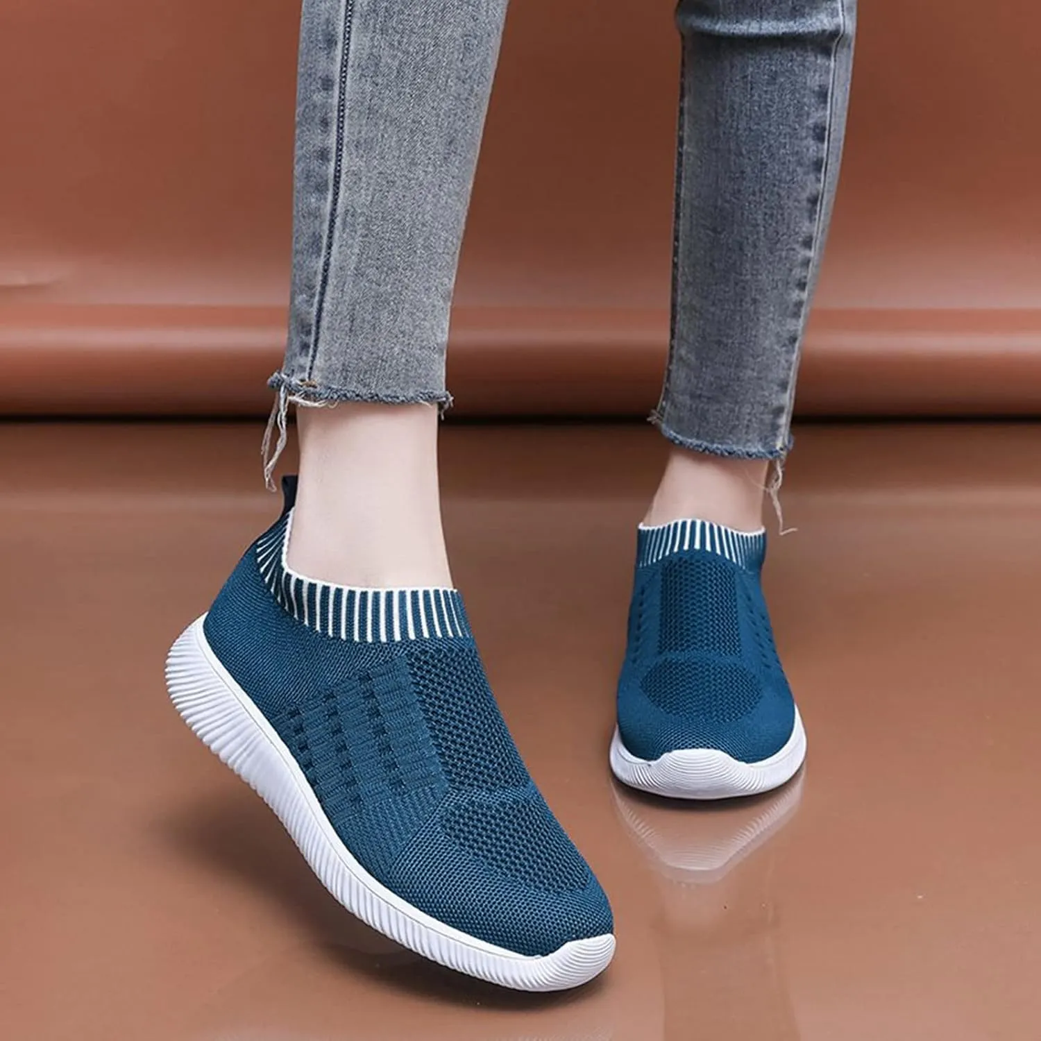 Womens Orthopedic Slip On Casual Shoes Walking Sneakers with Arch Support Comfortable Loafers Plantar Fasciitis Relief Foot Pain Diabetic Feet