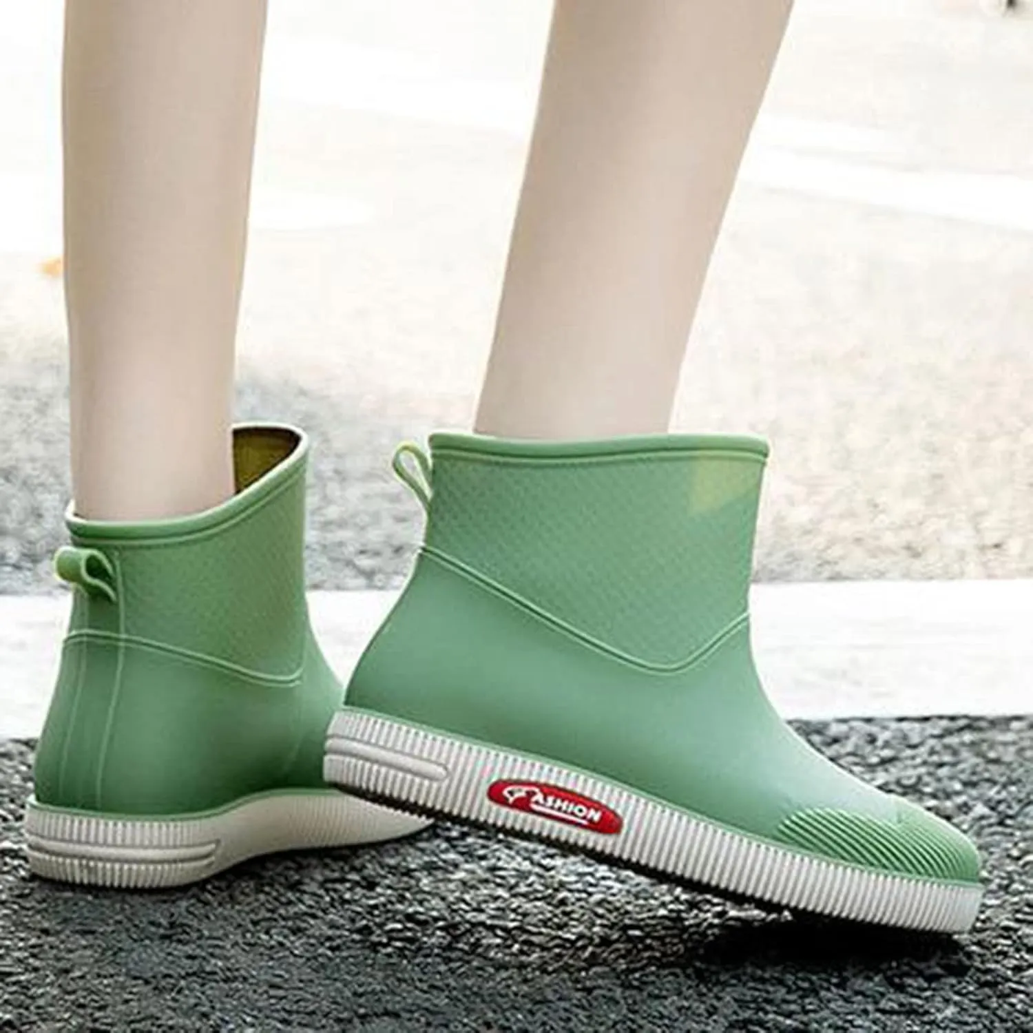 Womens Rain Boots Wide Feet Mens Grounded Footwear Booties with Heel Slip On Barefoot Shoes Mens Rain Boots Slip On Non-Slip Rubber Waterproof Mens Boots Casual