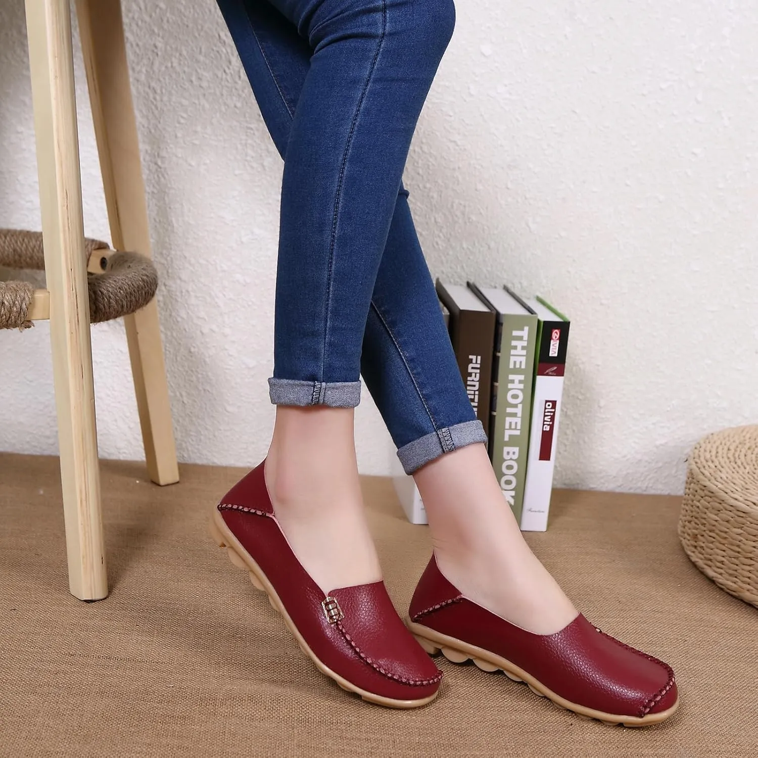 WUIWUIYU Women's Comfortable Loafers Casual Round Toe Moccasins Driving Flats Soft Walking Shoes Women Slip Ons
